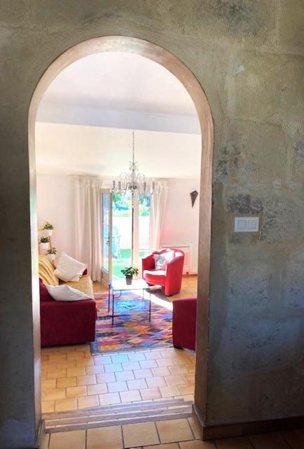 Superbe Appartement De Caractere Au Calme Aigues-Mortes Bagian luar foto